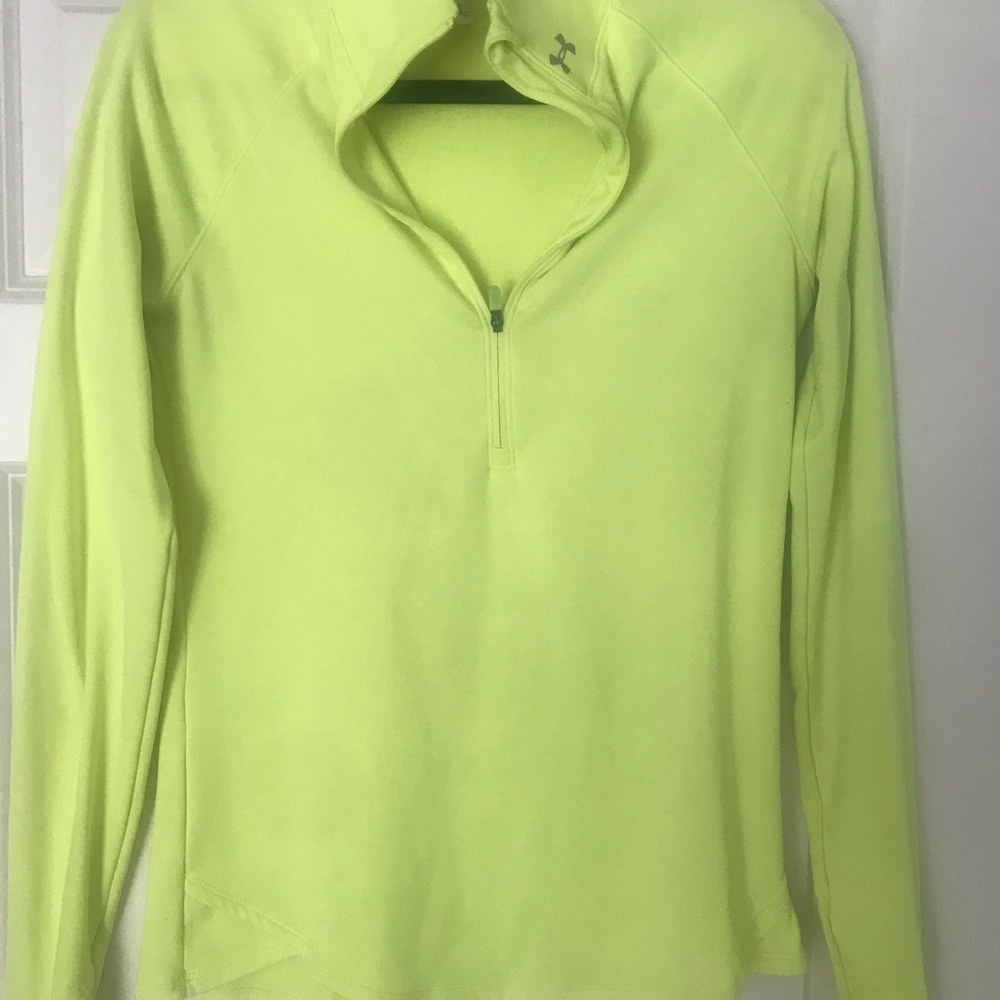 Woman’s Under Armour running top, 1/4 zip